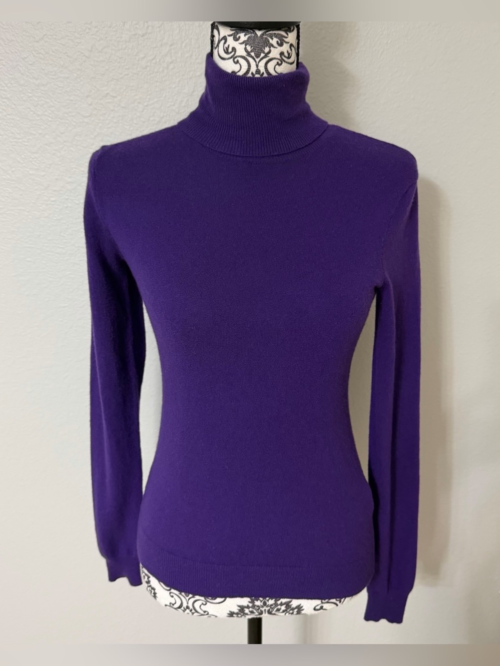 Ralph Lauren 100% Cashmere Purple Turtleneck Pullover Sweater Size M